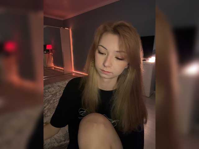 CrazyAleona live cam on BongaCams