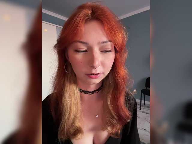 CrazyAleona live cam on BongaCams