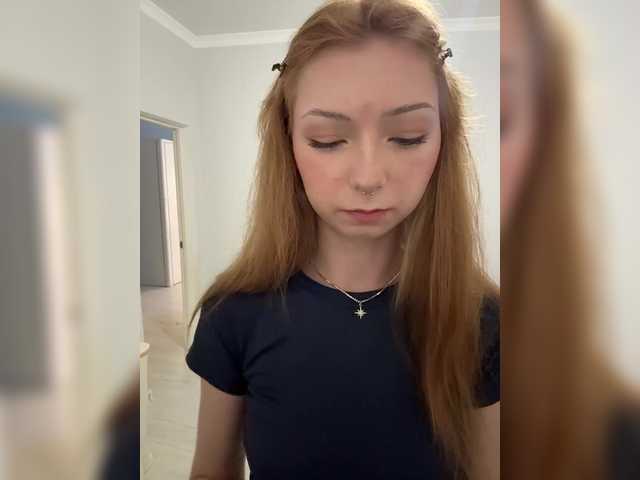 CrazyAleona live cam on BongaCams