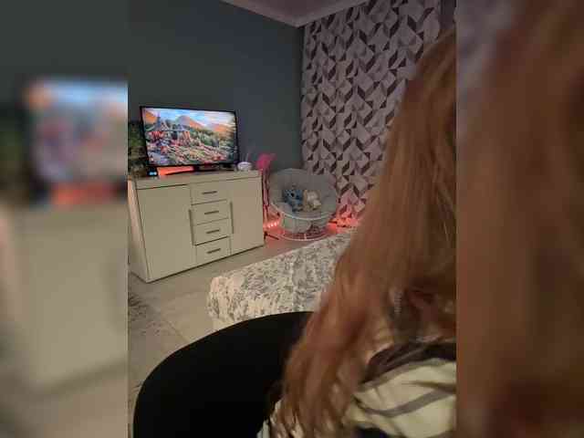 ShyAlya webcam