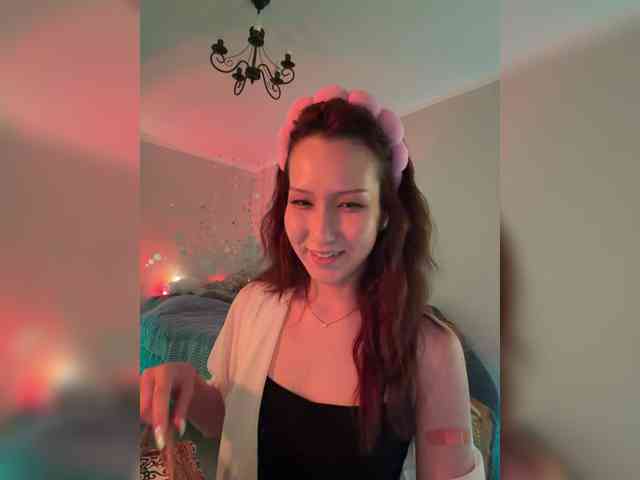ShyAlya webcam