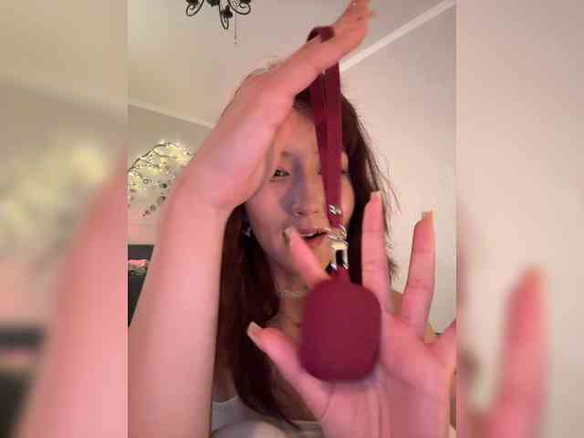 ShyAlya webcam