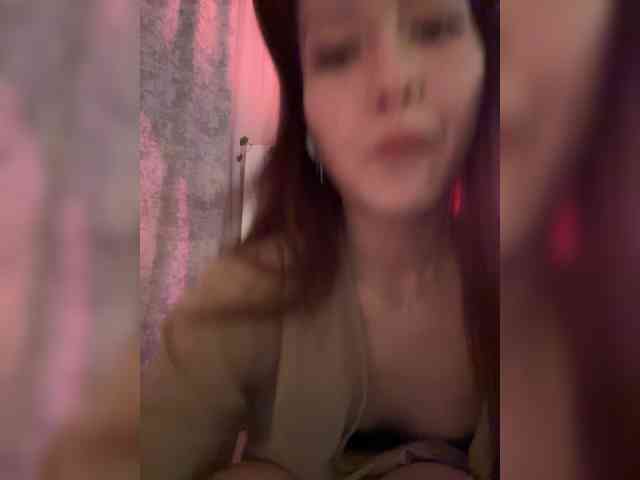ShyAlya webcam