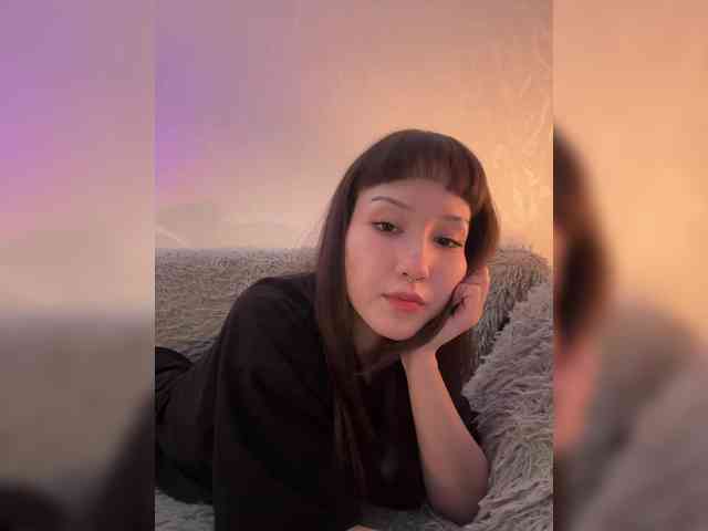 ShyAlya webcam