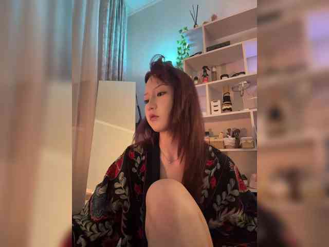 ShyAlya webcam