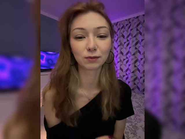 CrazyAleona Live Webcam on BongaCams