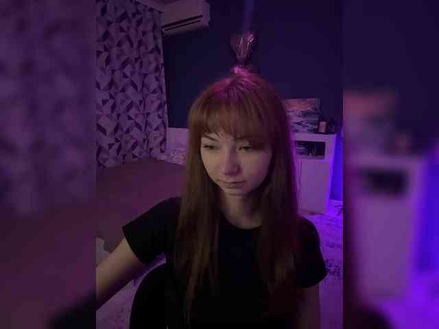 ShyAlya webcam