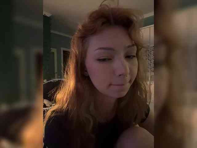 ShyAlya webcam
