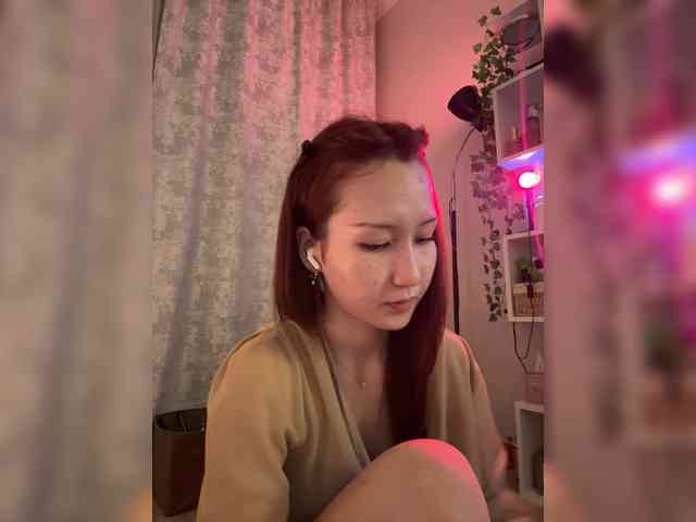 ShyAlya webcam