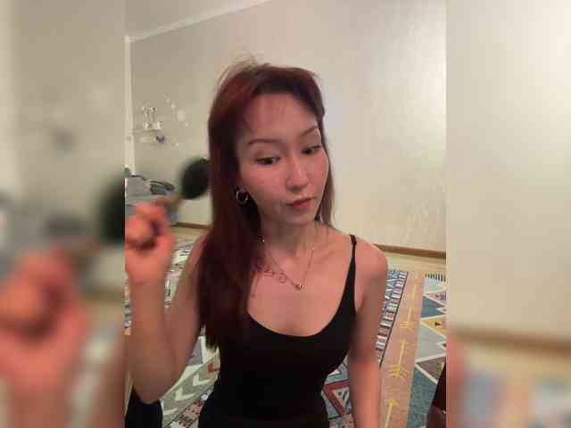 ShyAlya webcam