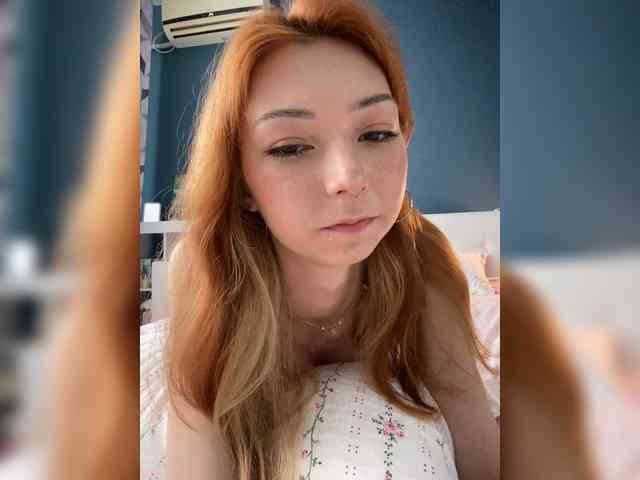 ShyAlya webcam