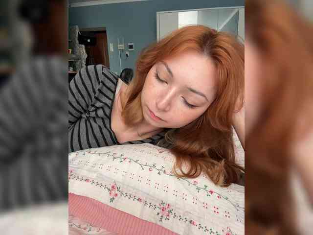 ShyAlya webcam