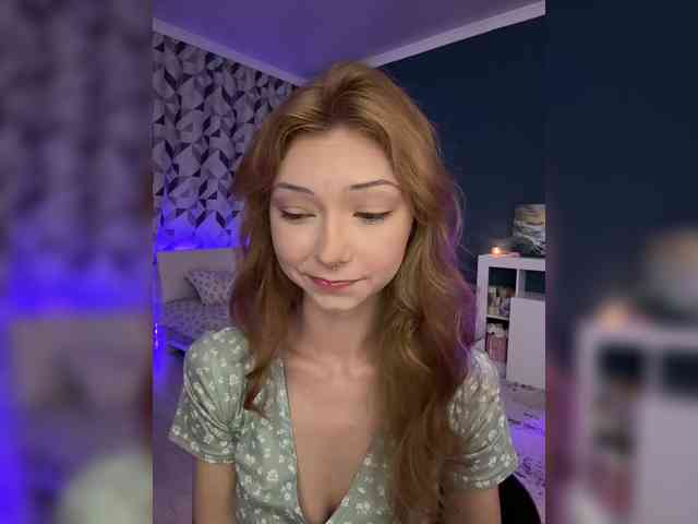 ShyAlya webcam