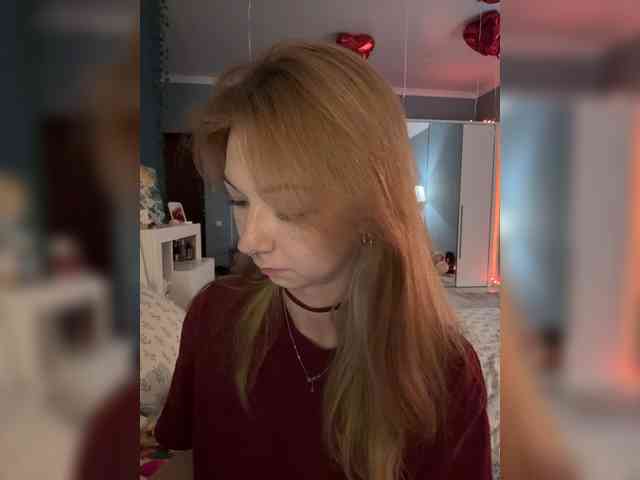 ShyAlya webcam
