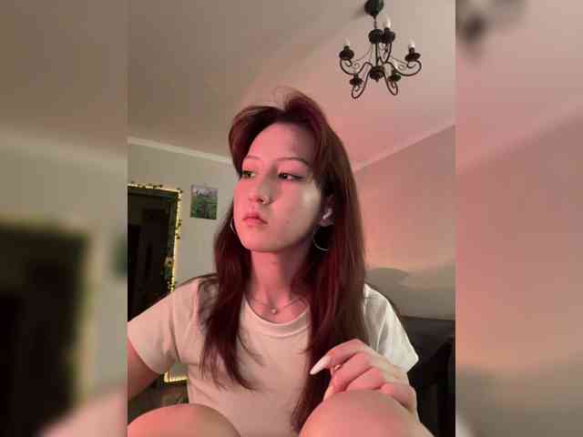 ShyAlya webcam