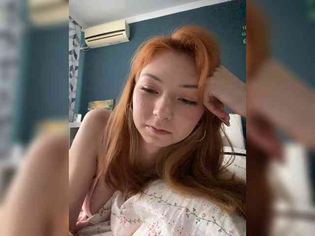 ShyAlya webcam
