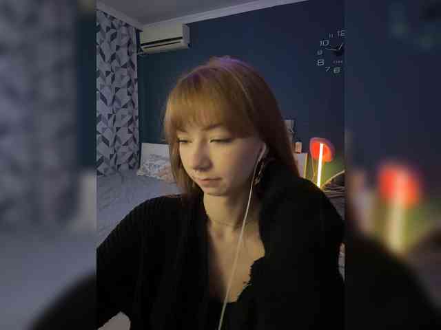 ShyAlya webcam
