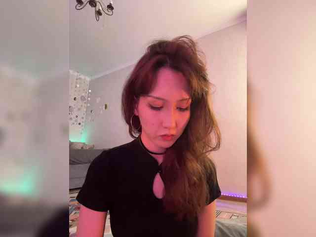 ShyAlya webcam