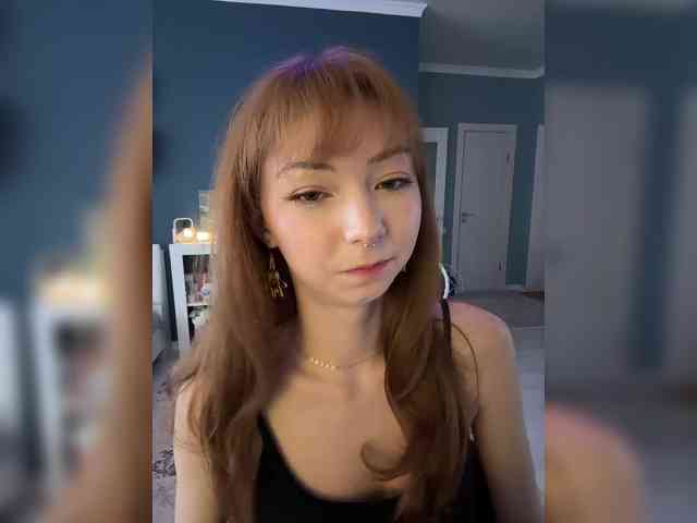 ShyAlya webcam