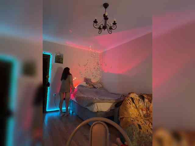 shyalya's live room