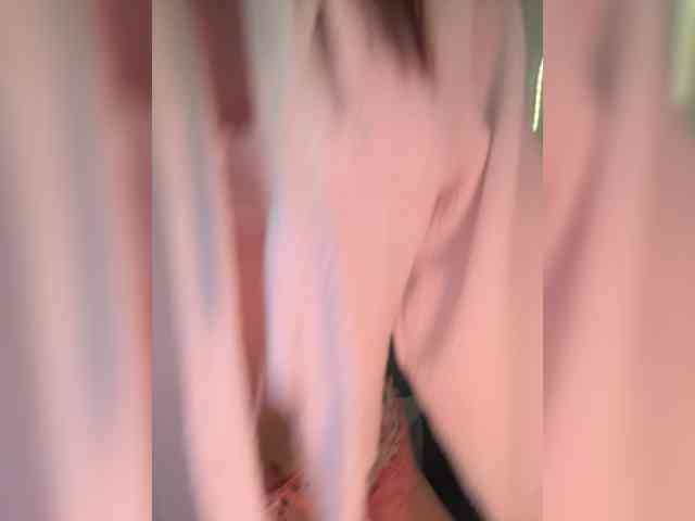 ShyAlya webcam