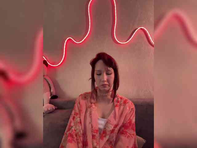 ShyAlya webcam