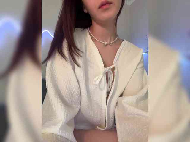 ShyAlya webcam
