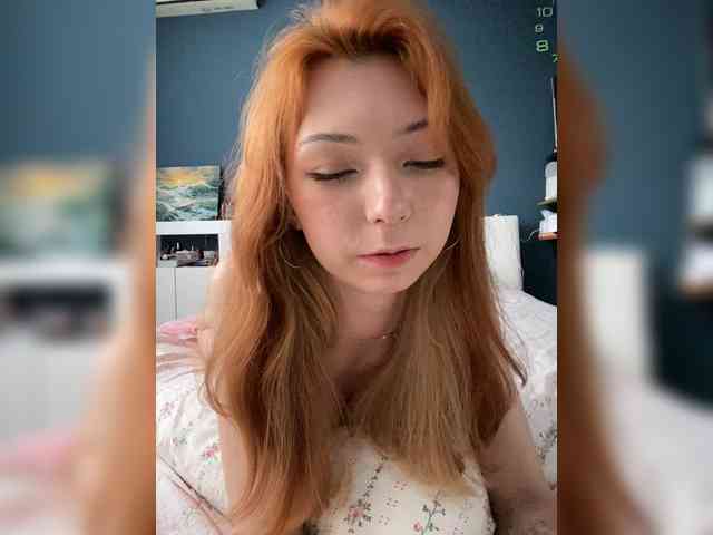 ShyAlya webcam
