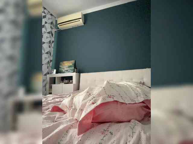 ShyAlya webcam