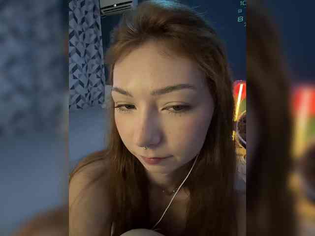 ShyAlya webcam