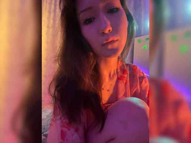 ShyAlya webcam