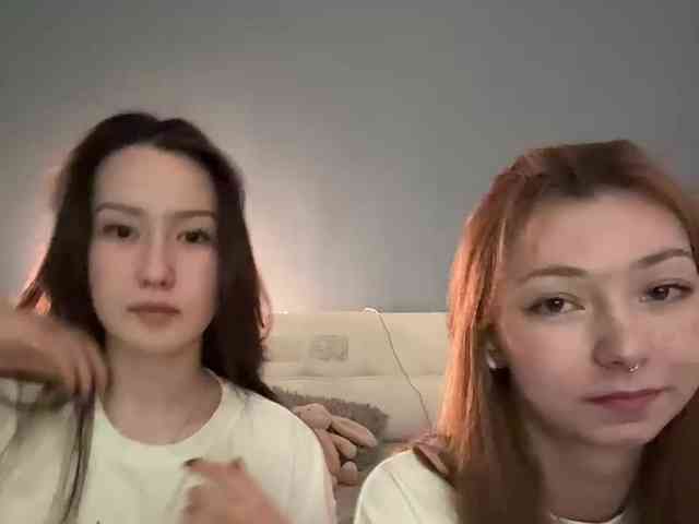 ShyAlya webcam