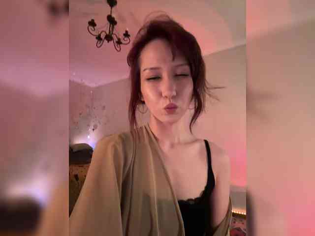 ShyAlya webcam