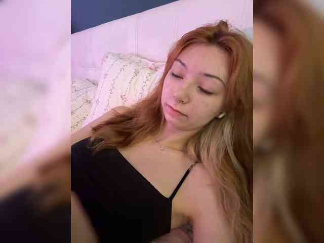 ShyAlya webcam
