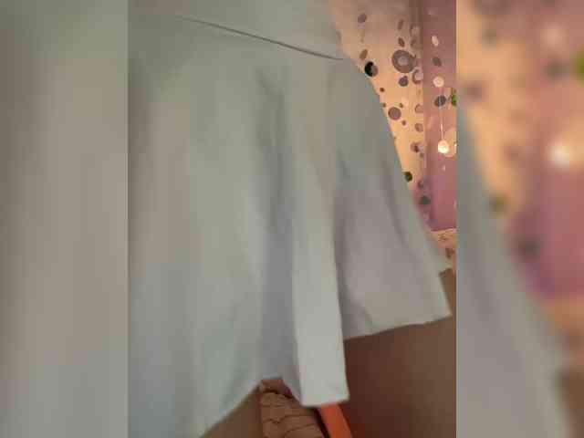 ShyAlya webcam