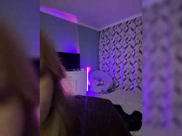 ShyAlya webcam