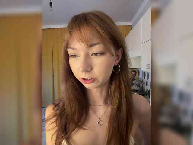 ShyAlya webcam