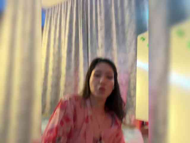 ShyAlya webcam