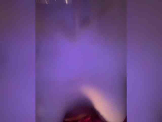 ShyAlya webcam