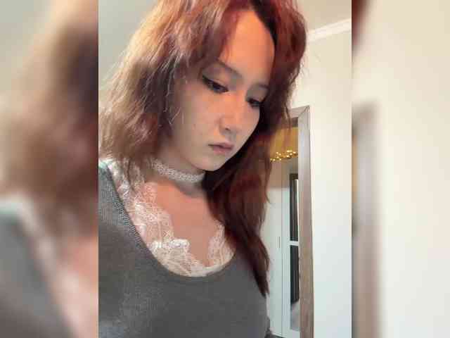 Modella: ShyAlya