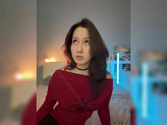 ShyAlya webcam