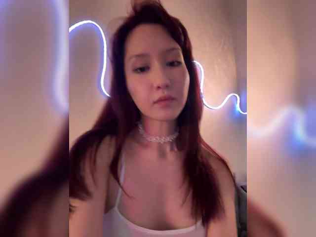 ShyAlya webcam