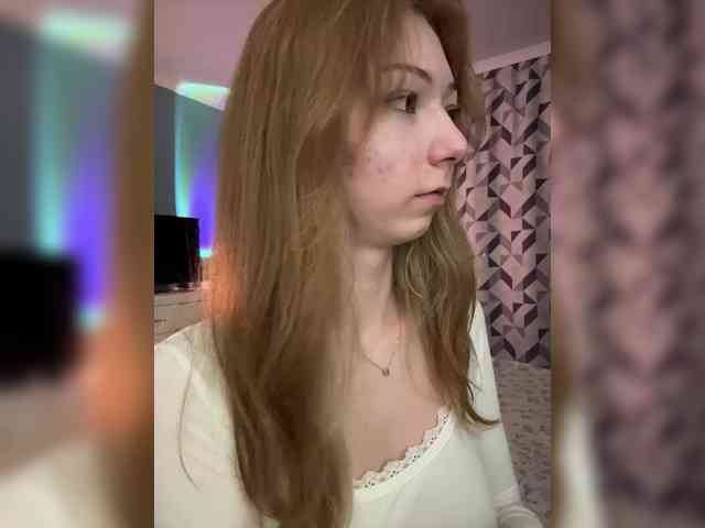 ShyAlya webcam