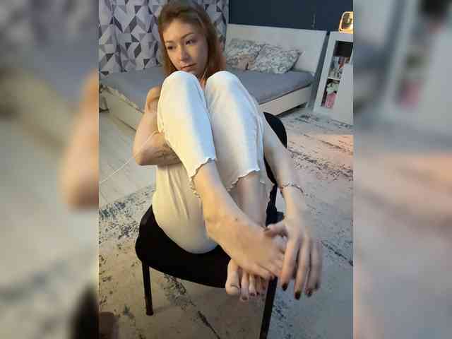 ShyAlya webcam