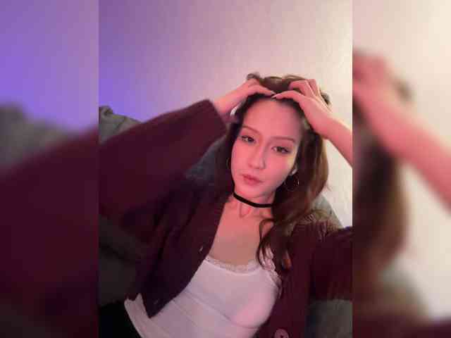 ShyAlya webcam