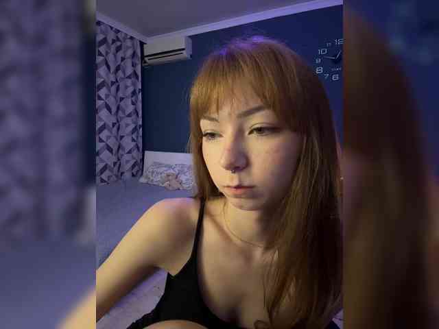 ShyAlya webcam