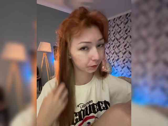 ShyAlya webcam