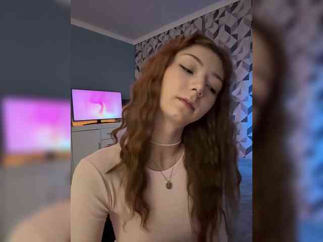 ShyAlya webcam