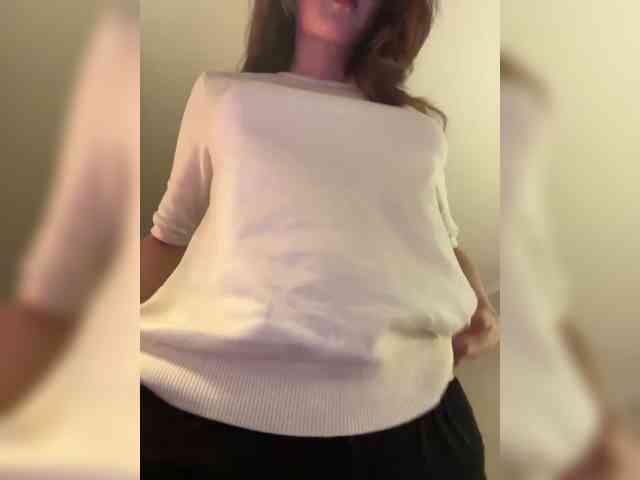 ShyAlya webcam
