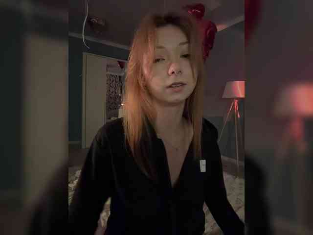 CrazyAleona Live Webcam on BongaCams